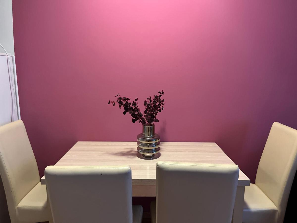Corvin Pearl Deluxe Appartement Boedapest Buitenkant foto